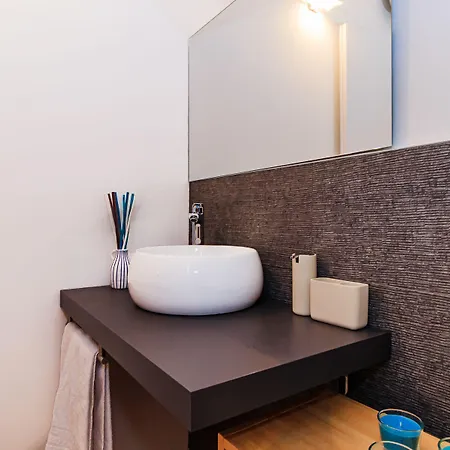 Joivy Cosy 1bed Flat In Fiera, Apartament Mediolan